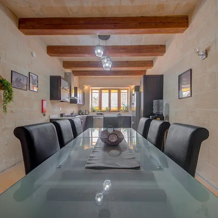 别墅 Dreamy Gozo Escape With Private Pool, Charm & Comfort By 360 Estates