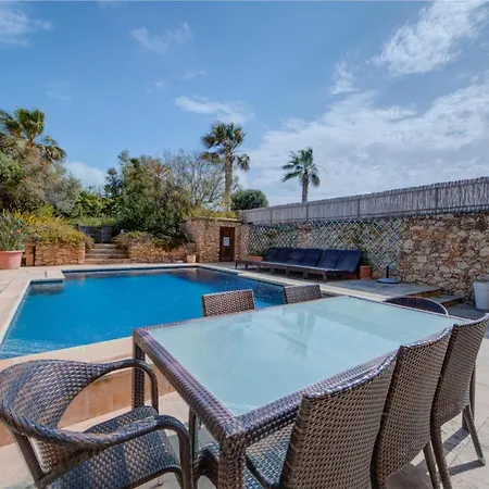 Villa Dreamy Gozo Escape With Private Pool, Charm & Comfort By 360 Estates *