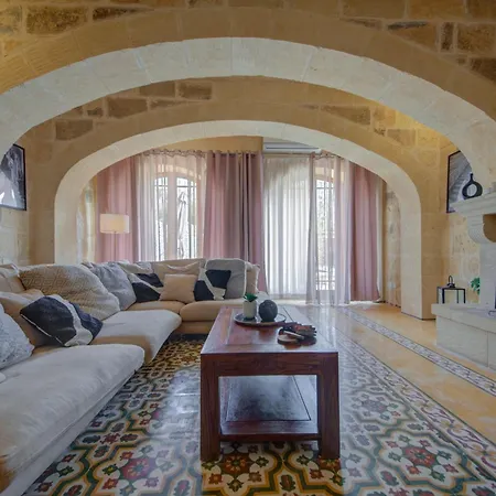 Dreamy Gozo Escape With Private Pool, Charm & Comfort By 360 Estates * Gharb (Gozo)