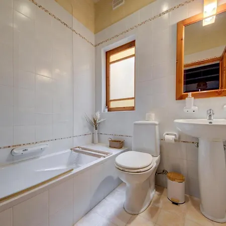 Dreamy Gozo Escape With Private Pool, Charm & Comfort By 360 Estates * Gharb (Gozo)