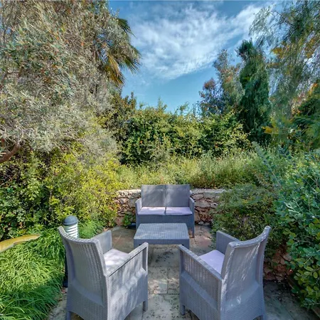 Dreamy Gozo Escape With Private Pool, Charm & Comfort By 360 Estates Villa Għarb