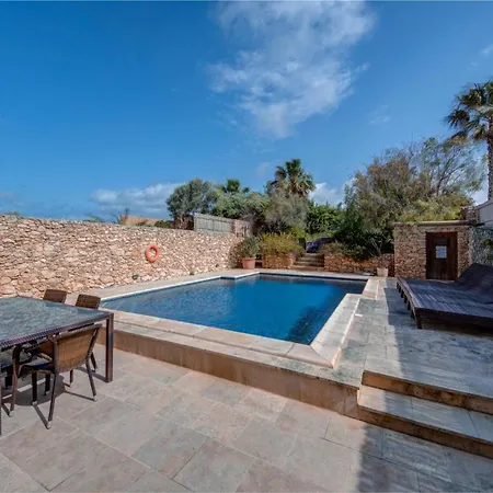 Villa Dreamy Gozo Escape With Private Pool, Charm & Comfort By 360 Estates Għarb